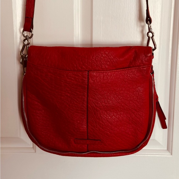 Vince Camuto Crossbody Bag Purse Scarlet Red 100% Genuine Leather Pockets Galore - Picture 2 of 13